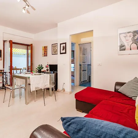 Casa Iole Apartment *